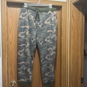 Fruit Of The Loom Mens Camo Lounge Pants